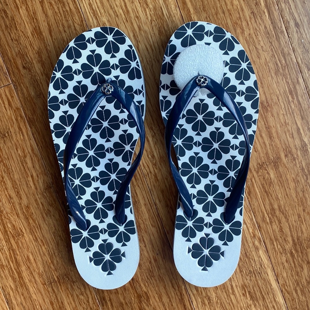 KATE SPADE: Fly Away Sandals Size 11B